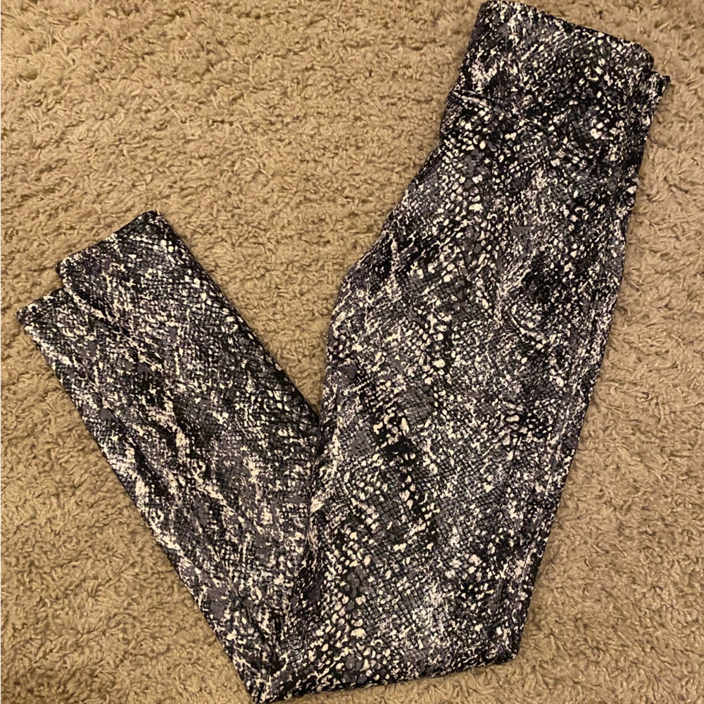 SPANX Black and White Patterned Leggings